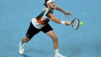 Ο Τσιτσιπάς ισοφάρισε (1-1) τον Μεντβέντεφ στον ημιτελικό του Australian Open