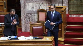 Μητσοτάκης σε Τσίπρα: Με τον Καμμένο κυβερνήσατε, με τον Βελόπουλο ταυτίζεστε
