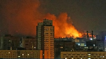 Εισβολή στην Ουκρανία: Ήχησαν σειρήνες για αεροπορική επιδρομή στο Χάρκοβο