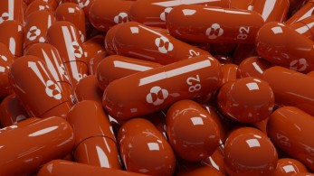 Μίνα Γκάγκα: Διάθεση αντιικών χαπιών σε επιλέξιμους ασθενείς