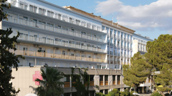 Μεγάλη επιτυχία Ελλήνων γιατρών: Επανασυγκόλλησαν το χέρι 11χρονου στο Αγία Σοφία