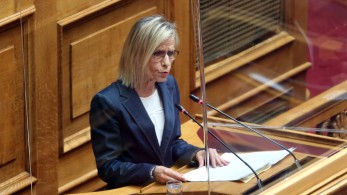 Τυμβωρυχία στη Βουλή από την Πούλου του ΣΥΡΙΖΑ – Οξύτατη αντίδραση Πλεύρη