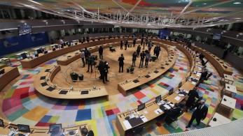 Σύνοδος Κορυφής: Στο τραπέζι η αποσύνδεση των τιμών της ηλεκτρικής ενέργειας από τις τιμές του φυσικού αερίου