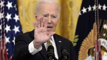 Μπάιντεν: «Εγκληματίας πολέμου» ο Πούτιν