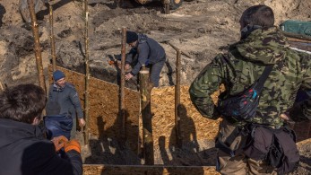 Ουκρανία: «Δώστε μας όπλα για να κλείσουμε μόνοι μας τον εναέριο χώρο» η έκκληση του δημάρχου Κιέβου