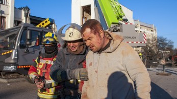 Εισβολή στην Ουκρανία-Νικολάεφ: Τουλάχιστον 80 νεκροί από ρωσική επίθεση