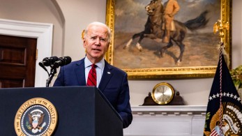 Βοήθεια 13,6 δισ. δολαρίων στην Ουκρανία υπέγραψε ο Μπάιντεν