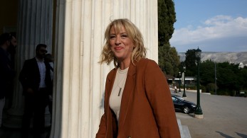 Η “χαρά” της Δούρου με τη διαγραφή Κουρουμπλή