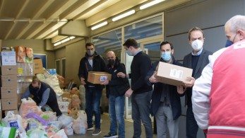 ΝΔ: Είδη πρώτης ανάγκης στον Ερυθρό Σταυρό για την Ουκρανία