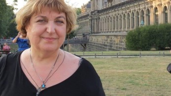 Εγκαταλείποντας την Ουκρανία με έναν παπαγάλο και τρεις γάτες αγκαλιά