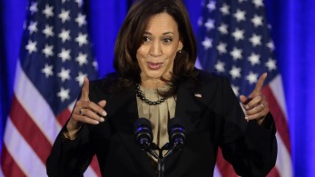 Εισβολή στην Ουκρανία: Επίσκεψη Χάρις στην Πολωνία