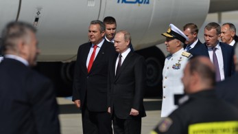 H σύγκρουση του Μαξίμου με το φιλορωσικό λόμπι στην Ελλάδα