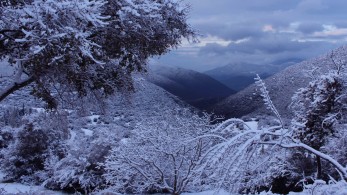 Κακοκαιρία “Φίλιππος”: Τσουχτερό κρύο-Κλειστοί δρόμοι και σχολεία