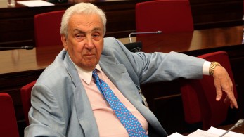 Πέθανε ο Δημήτρης Κοντομηνάς
