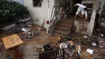 Δίκη για την πλημμύρα στη Μάνδρα: Η ώρα του Εισαγγελέα για τους 21 κατηγορούμενους