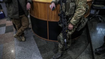 Λευκορώσοι εθελοντές κατατάσσονται για να πολεμήσουν στο πλευρό των Ουκρανών