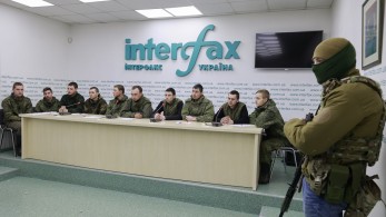 Ρώσοι αιχμάλωτοι: «Μας πέταξαν εδώ, σαν γατιά-Ο Πούτιν θέλει να γίνει αυτοκράτορας»