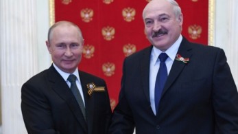 Ο Πούτιν επιστρατεύει τους Λευκορώσους: 300 άρματα αναμένουν στα σύνορα