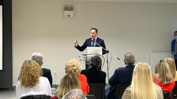 Στέλιος Πέτσας: Βήμα – βήμα χτίζουμε ένα καλύτερο αύριο για τα ζώα συντροφιάς