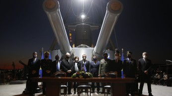 Στο θωρηκτό «Αβέρωφ» μπήκαν οι υπογραφές για 3 Belharra και 6 επιπλέον Rafale