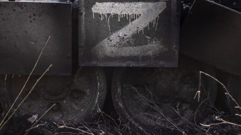 Ουκρανία: Απαγορεύει τη χρήση των ρωσικών στρατιωτικών συμβόλων “Z” και “V”