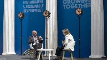 Μπρατάκος: Υπερβολικές οι προβλέψεις για «μαζικά λουκέτα»-Η κυβέρνηση έχει λάβει στοχευμένα μέτρα