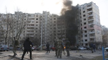 Συνεχίζεται το ρωσικό σφυροκόπημα στην Ουκρανία-Πεσκόφ: Καμία πρόοδος στις συνομιλίες