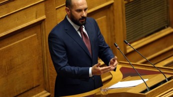 “Τυφλός”, “κουφός”, αλλά πολυλογάς ο Δημήτρης Τζανακόπουλος