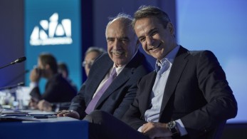 14o Συνέδριο ΝΔ: Χαμόγελα, πηγαδάκια, selfies και υψηλοί προσκεκλημένοι (pics)