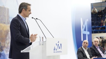 Έξαλλος ο Μητσοτάκης με τον Τσίπρα