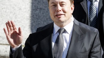 Γιατί ο «αναρχοφιλελεύθερος» Mr. Tesla εξοργίζει την Αριστερά