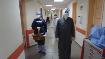 Επίσκεψη Δωρόθεου στους ασθενείς με κορωνοϊό