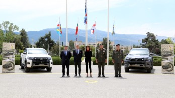 «Ελλάδα 2021»: Δωρεά 20 οχημάτων αξίας 840.000 ευρώ στο Γενικό Επιτελείο Στρατού