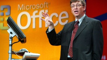 Έφτασε στην Αθήνα ο Μπιλ Γκέιτς