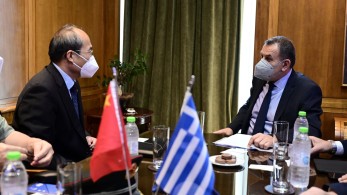 Συνάντηση Παναγιωτόπουλου με τον Κινέζο Πρέσβη