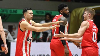 Μπάσκετ: Στον τελικό ο Ολυμπιακός