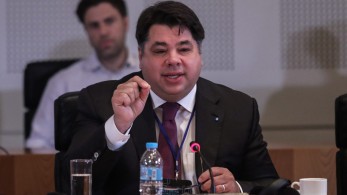 Πρέσβης Τζορτζ Τσούνης: Πάντα θα είμαι το παιδάκι από τον Πλάτανο της Ναυπακτίας