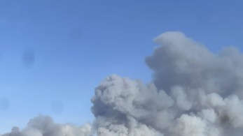 Φωτιά και στον Υμηττό: Σε συναγερμό η Πυροσβεστική