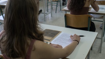 Πανελλαδικές: Τα θέματα στη Νεοελληνική Γλώσσα και Λογοτεχνία-Αναμενόμενα, αλλά δύσκολα