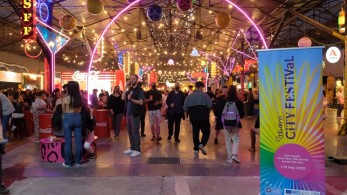 This Is Athens City Festival: Για ακόμα τέσσερις ημέρες το πρώτο φεστιβάλ της Αθήνας «αναστατώνει» την πόλη