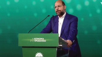 O Στέφανος Ξεκαλάκης στο tomanifesto: Να μην κλειστούμε εντός της Χαριλάου Τρικούπη