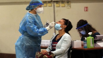 Κορωνοϊός: 7.204 νέα κρούσματα, 10 νεκροί και 98 διασωληνωμένοι