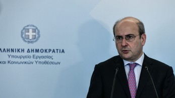 «Πρώτο ένσημο»: Αυξάνονται οι επιδοτήσεις του προγράμματος