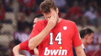 Ολυμπιακός – Παναθηναϊκός: Καθυστερεί η έναρξη λόγω δακρυγόνων