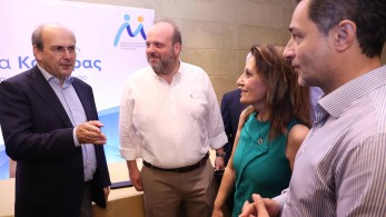 Χατζηδάκης: Από 1η Ιουλίου ξεκινά η ψηφιακή κάρτα εργασίας