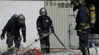 Έσβησε η φωτιά στο Μενίδι