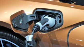 ΕΕ: Κλιματικά ουδέτερα αυτοκίνητα από το 2035