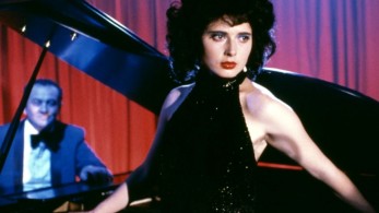 Ιζαμπέλα Ροσελίνι: Γιορτάζοντας τα 70 χρόνια της, με ωριμότητα και σεβασμό στις ρίζες της