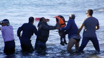 Μεγάλη επιχείρηση διάσωσης μεταναστών στη Μύκονο – Σώθηκαν 108, αγνοούνται 4