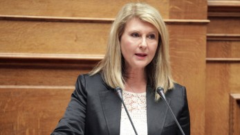 Σε πείσμα όλων όσοι θέλουν μια χώρα-ξέφραγο αμπέλι